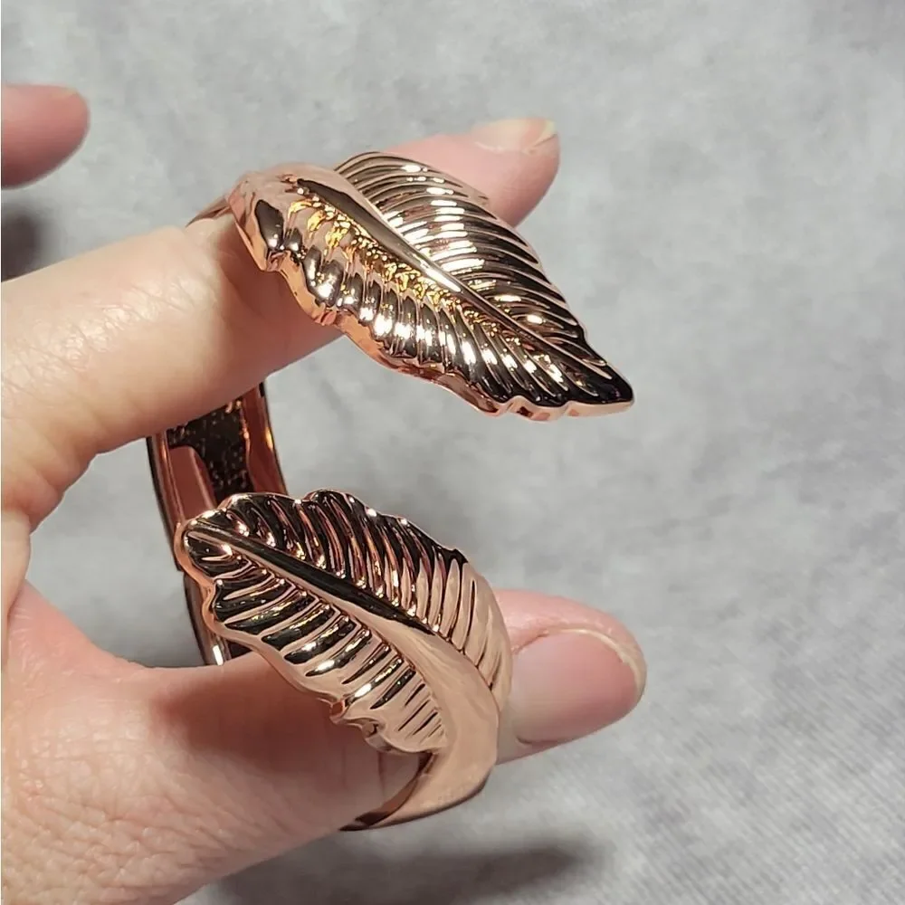 Bypass Bangle Bracelet in Rosetone‎